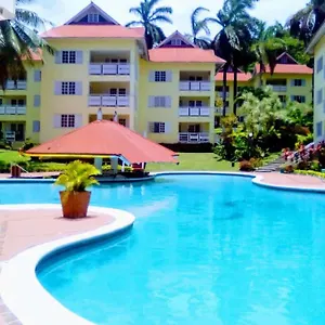 Lulu Bell Mystic Ridge @73 Apartment. Apartment Ocho Rios
