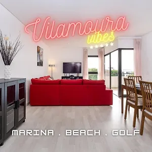 - Spacious With Swimming Pool & View Apartment